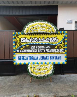 Papan Bunga Duka di Nagrak