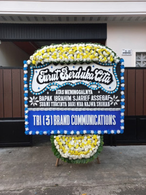 Papan Bunga Duka di Nagrak